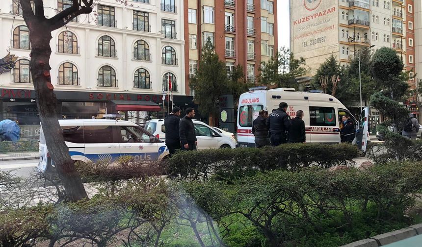 Eskişehir’de iki arkadaş birbirine girdi: 1 yaralı