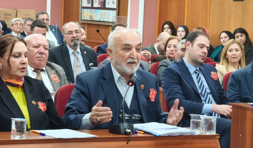 Odunpazarı meclisinde konuşan Kepez: “PTT kapatıldı algısı doğru değil”