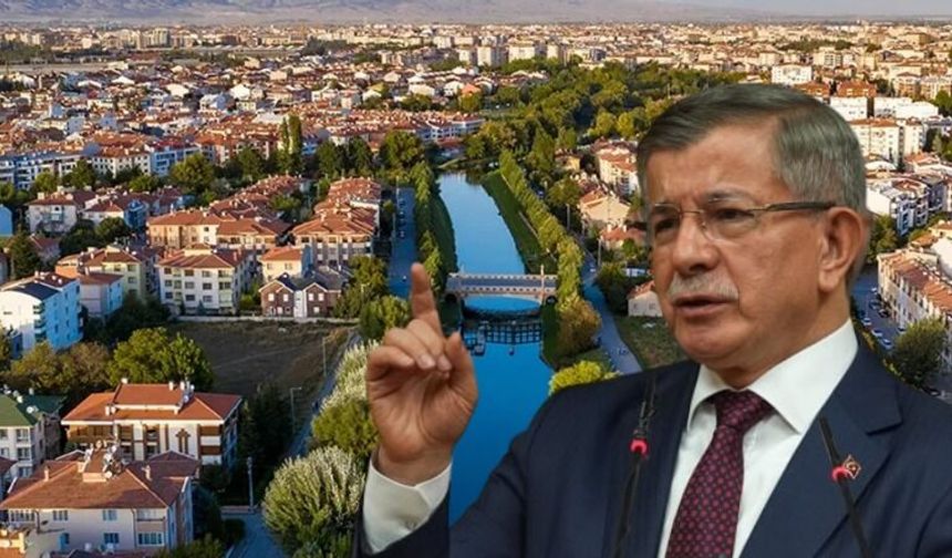 Davutoğlu Eskişehir'in sorunlarını tek tek saydı: “Potansiyel var ama gelişim yok”