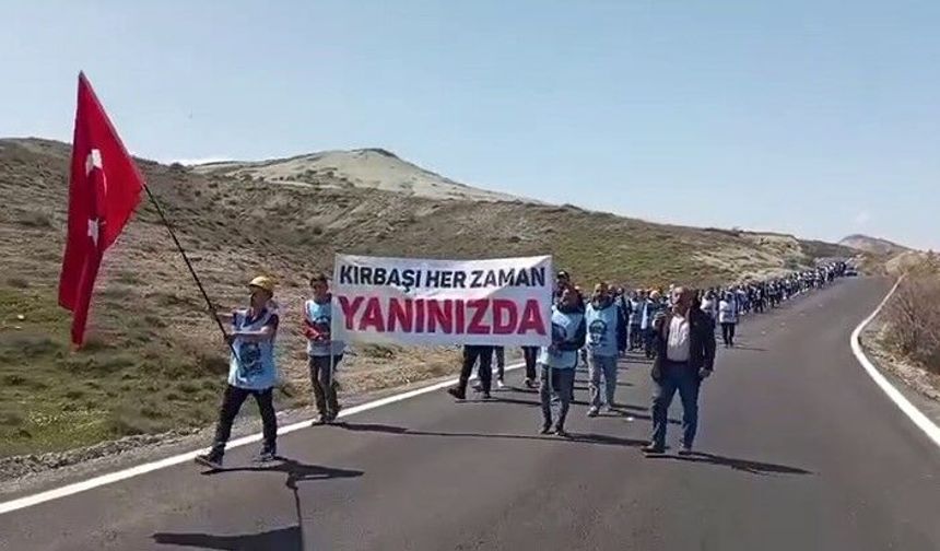 Maden işçileri hakları için Eskişehir’den Ankara’ya yürüyor!
