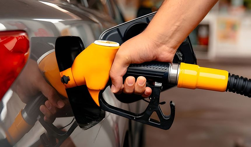 Motorinde indirim beklentisi gerçekleşmeyecek: Vergi düzenlemesi pompaya yansımayı engelliyor