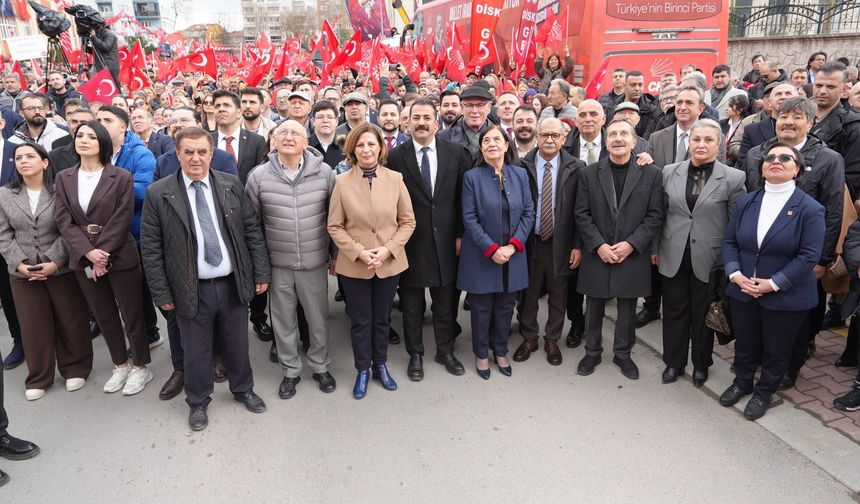 Eskişehirli kurmaylar Kütahya’da tam kadro: CHP mitingine güçlü destek!