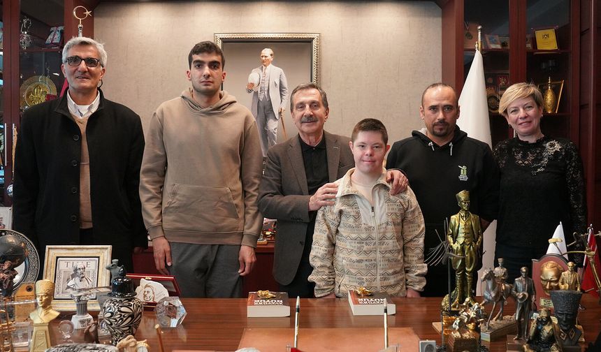 Başkan Ataç, özel sporcuların başarılarını kutladı: “Tepebaşı Belediyesi her zaman yanınızda”