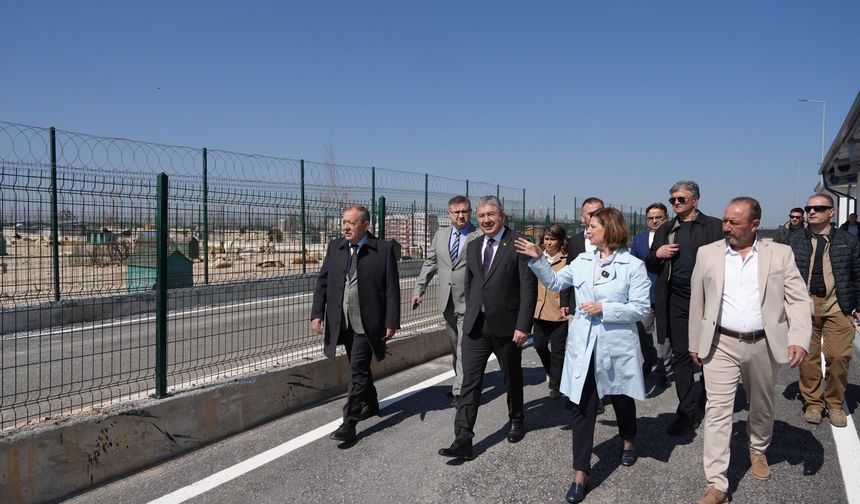 Vali Yılmaz ve Başkan Ünlüce Hayvan Bakımevi'nde incelemelerde bulundu