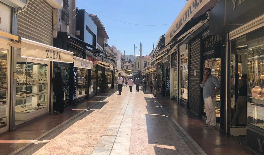 Eskişehir’de altın piyasası durgun: Kuyumcular Odası’ndan kritik açıklama