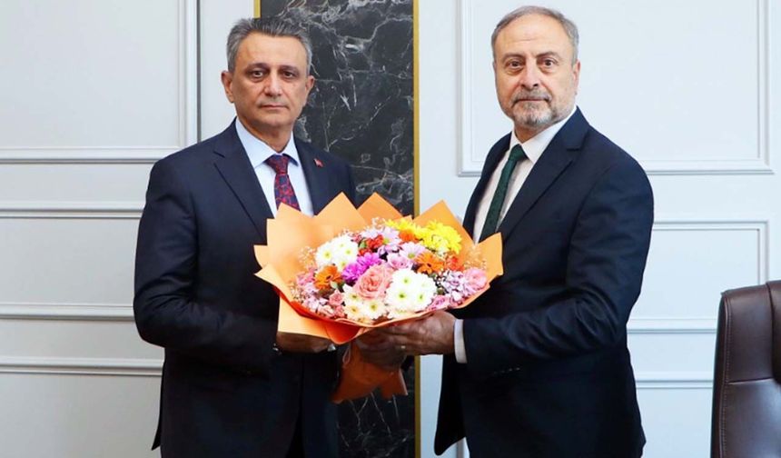 Eskişehir Orman Bölge Müdürlüğü’nde devir teslim: Rifat Ataş görevine başladı