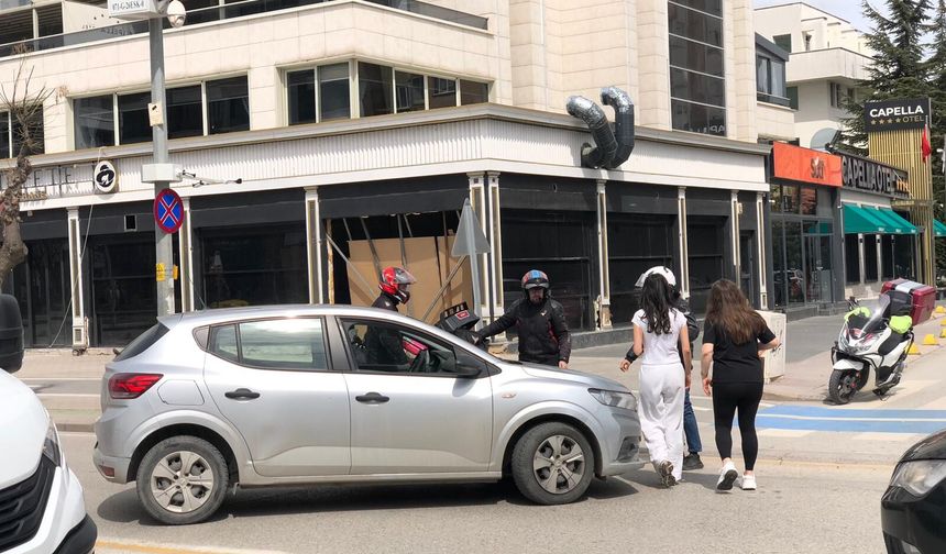 Eskişehir’de dönüş yasağı ihlali kazaya neden oldu