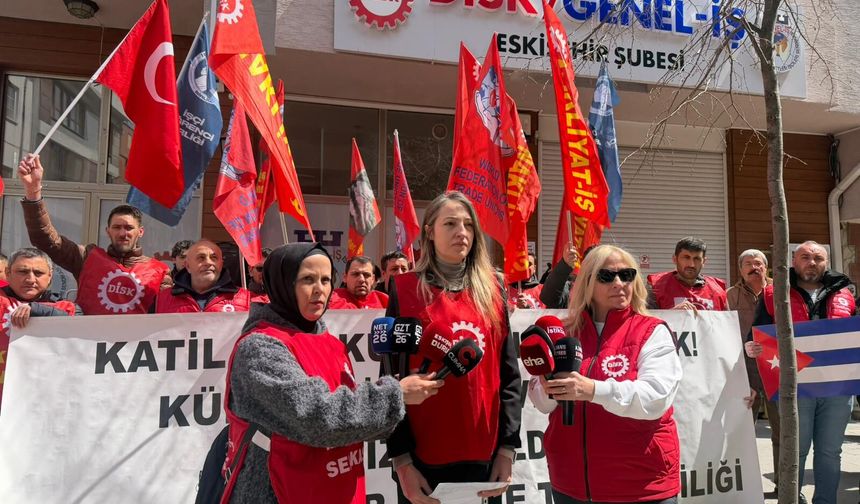 Eskişehir'de Küba’ya yönelik ambargo ve baskılar protesto edildi: “Küba halkı yalnız değildir”