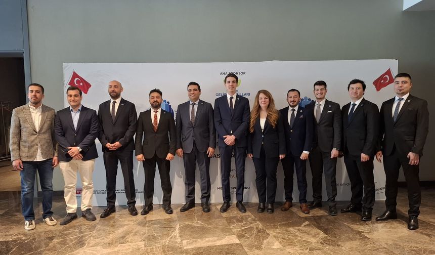 ESGİAD’dan Gençlik Balosu: İş dünyası gençler için buluşacak