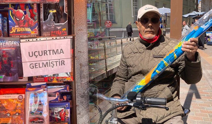 Eskişehir'de baharın gelmesiyle uçurtma sezonu açıldı