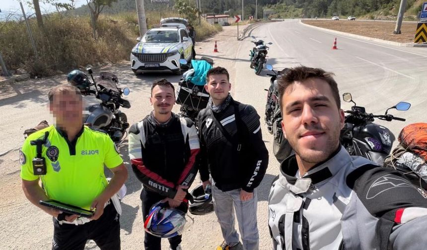 Eskişehir’de motosikletini bağlayan polisle Antalya’da karşılaştı