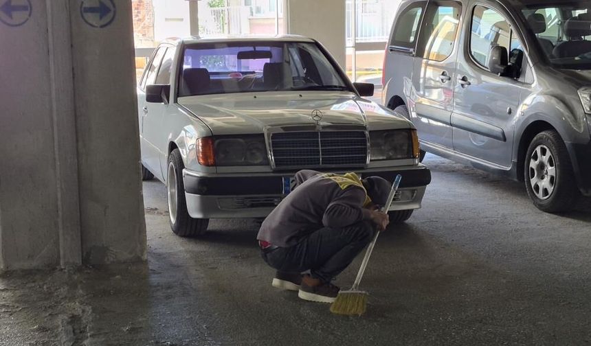Eskişehir'de katlı otoparkta yakıt sızdıran otomobil paniğe sebep oldu
