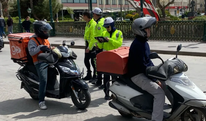 Eskişehir'de denetimler sürüyor: Motosiklet sürücülerine bilgilendirme