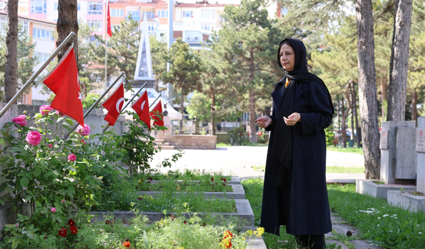 Başkan Ünlüce’den anlamlı bayram ziyaretleri