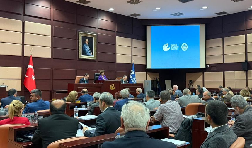 ESKİ bütçesi Meclis’te tartışıldı: AK Parti’den ret oyu