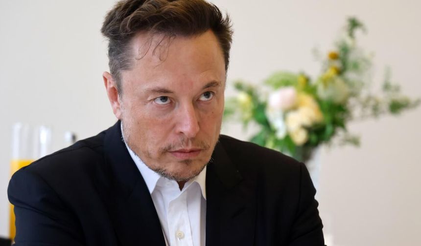 Musk’tan sert uyarı: “Yapay zeka insanlık için varoluşsal tehdit”