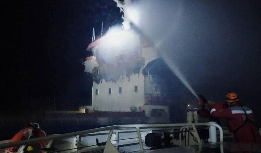Karadeniz’de Türk yük gemisine İHA saldırısı: Yaralı denizciler var