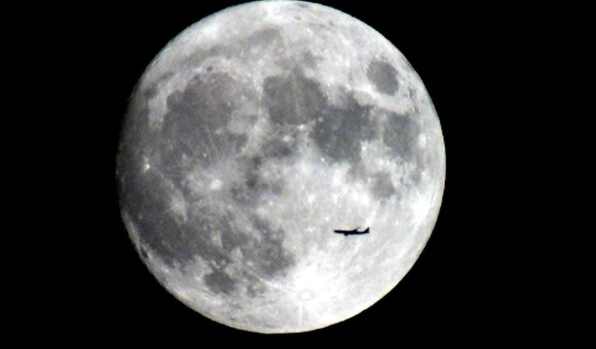 Nasa Ay Üssü projesinde tarihi eşik: 4 ticari araç final testlerinde