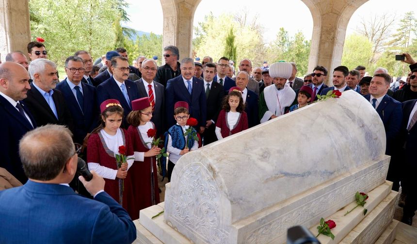 Fatih Dönmez: “Yunus’un birleştirici dili, tüm insanlık için bir çıkış yoludur”