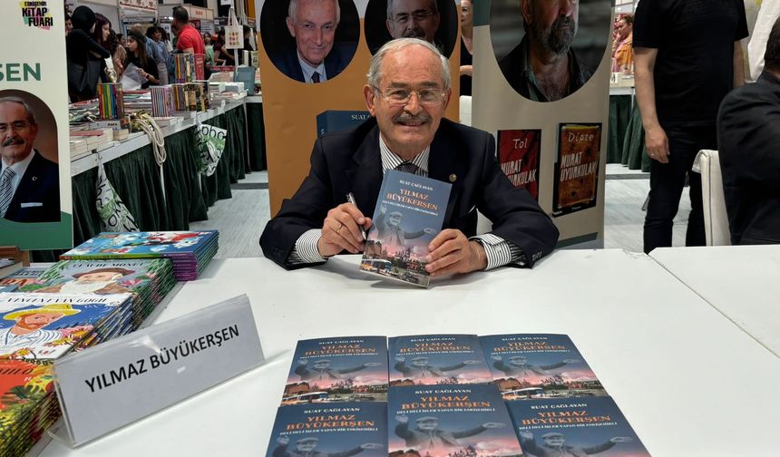 Yılmaz Büyükerşen Eskişehir Kitap Fuarı’nda okurlarla buluştu