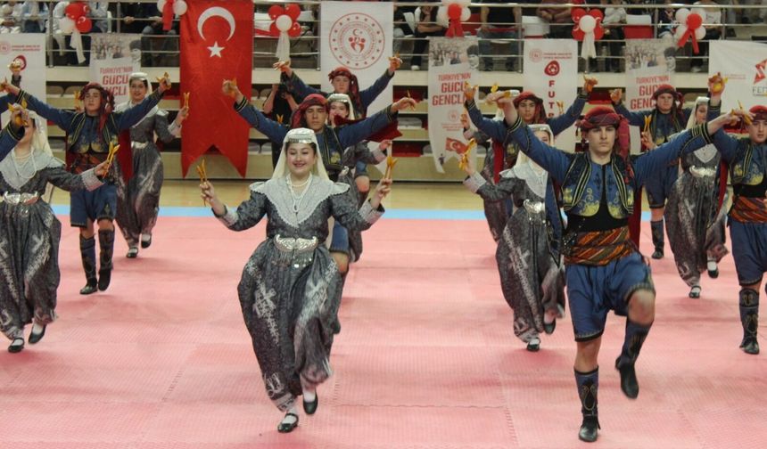 Eskişehir’de 19 Mayıs’ın 107. yılı törenlerle kutlandı