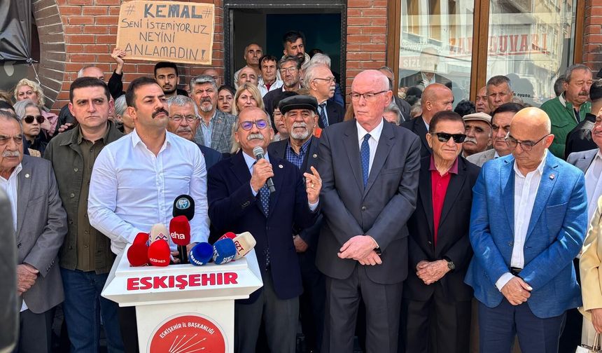 CHP’li Arslan’dan bayramlaşma töreninde sert mesajlar: Bu bir darbe girişimidir