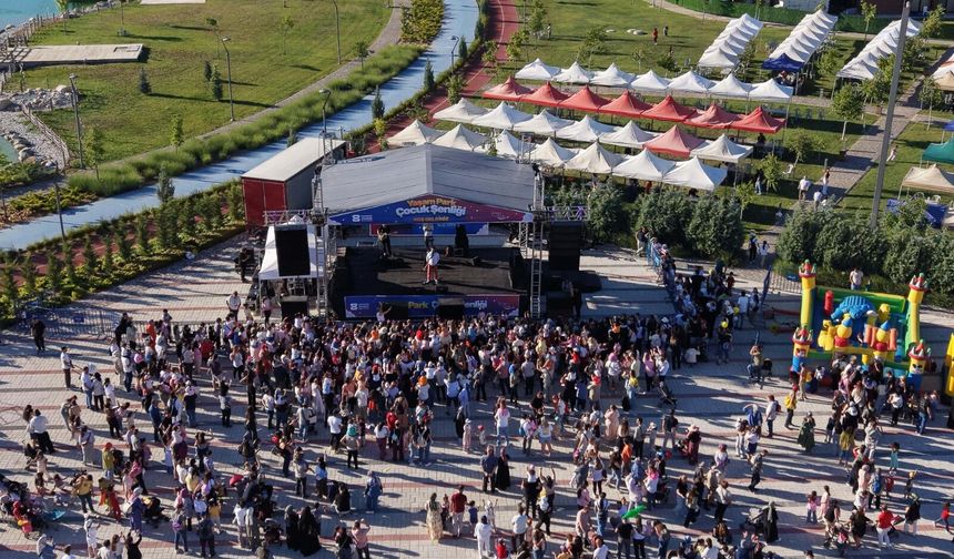 EOSB Yaşam Park’ta festival coşkusu: Binlerce çocuk şenlikte buluştu