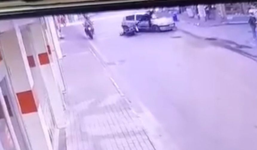 Bursa’da ilginç kaza...Yapay zeka değil, gerçek kaza görüntüsü
