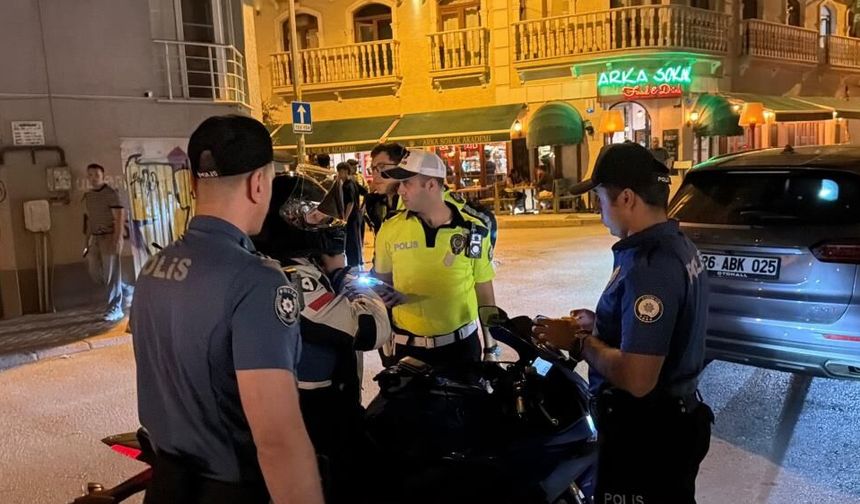 Vatandaş isyan etmişti, polis affetmedi: Eskişehir'de o sokakta şok denetim!