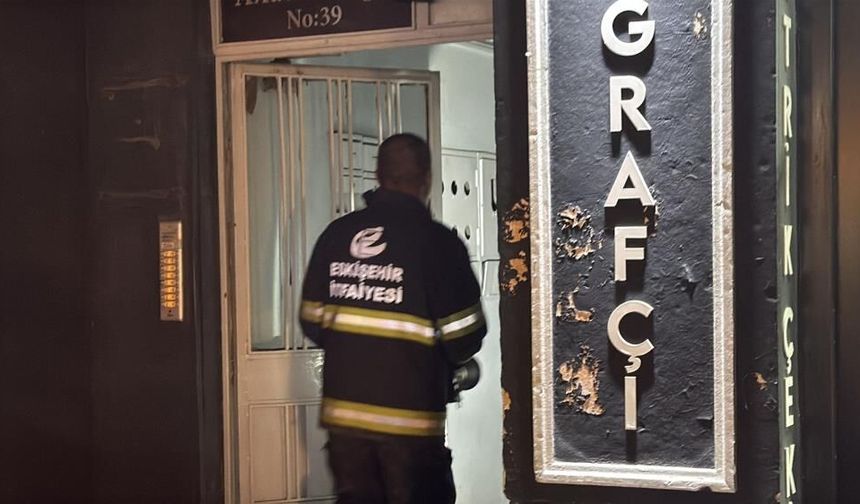 Eskişehir’de yangın paniği: Bina tahliye edildi