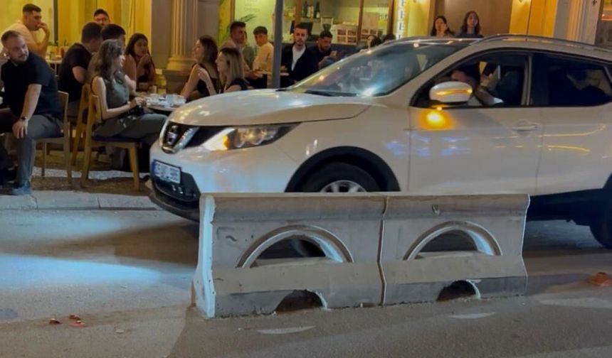 Eskişehir'de vatandaşları isyan ettiren görüntüler: Otomobile kamyon kornası taktı!