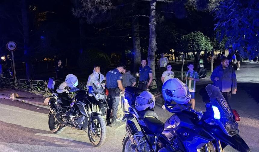 Eskişehir'de parktaki tartışma şişeli kavgaya dönüştü: 3 kişi hastanelik oldu!