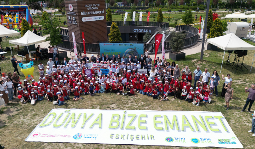 Eskişehir Millet Bahçesi’nde renkli çevre şenliği: "Dünya bize emanet"