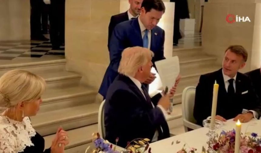 Beyaz Saray, Trump’ın İran anlaşmasını imzaladığı anın görüntülerini yayınladı