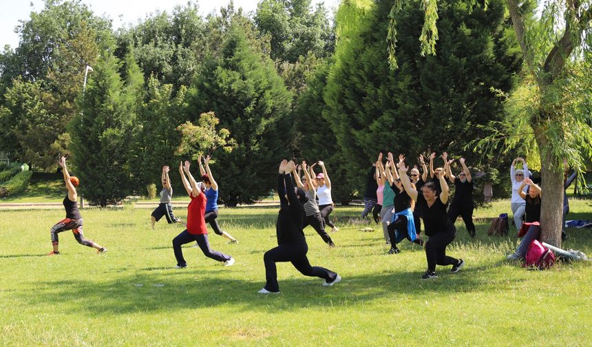 Eskişehir'de parklarda ücretsiz spor etkinlikleri başladı