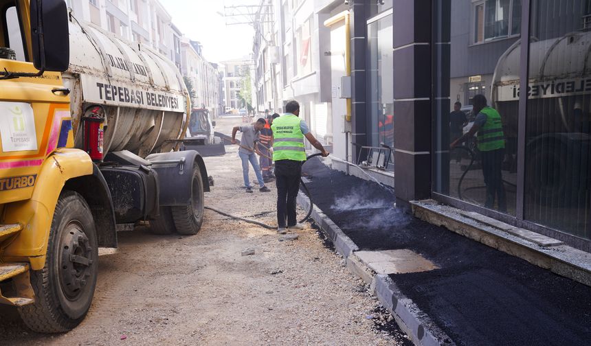 Tepebaşı’nda üstyapı çalışmaları mahallelerde devam ediyor