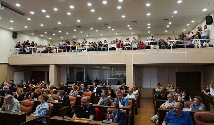 Tepebaşı Meclisinde tansiyon yükseldi