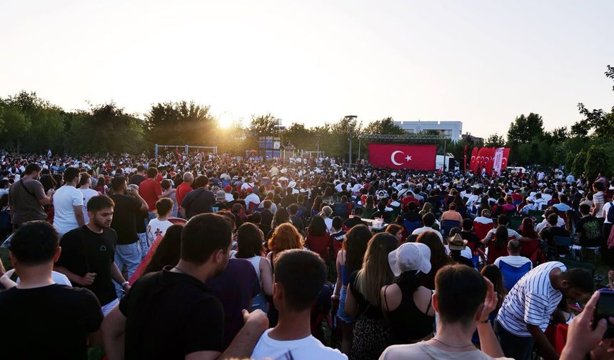 Eskişehir’de milli heyecan dev ekrana taşınacak: Türkiye–Avustralya maçı için Eskişehirlilere davet