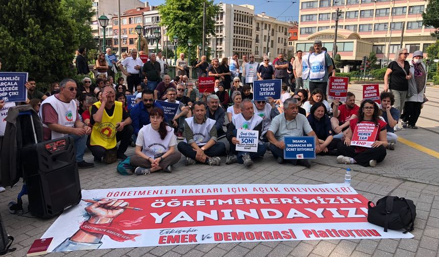 Ankara’da gözaltına alınan öğretmenlere Eskişehir’den destek