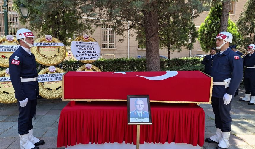 Emekli Tümgeneral Fazıl Aydınmakina Eskişehir’de son yolculuğuna uğurlandı