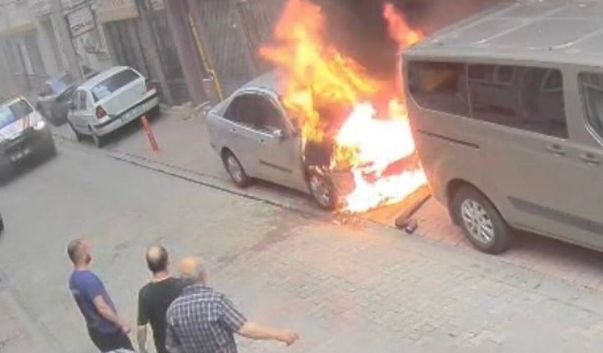 Tekirdağ’da otomobil alev alev yandı: Kundaklama şüphelisi tutuklandı