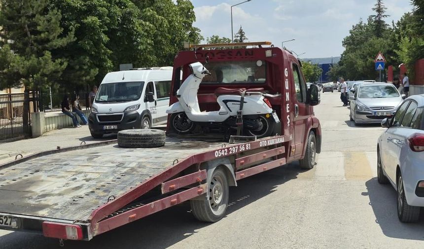 Eskişehir'de hatalı U dönüşü kazaya sebep oldu: 1 yaralı