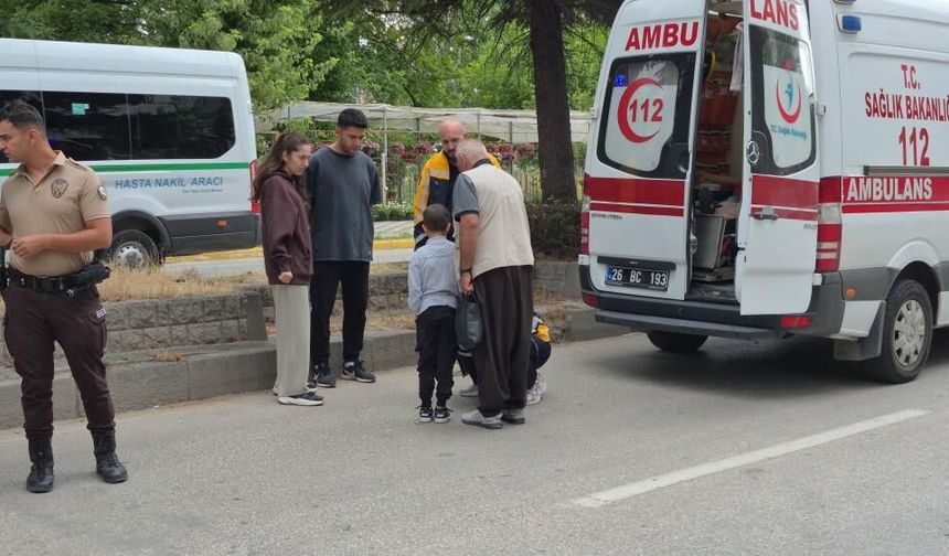 Eskişehir’de yaya geçidinde kaza: Torununu korumak için kendini siper etti