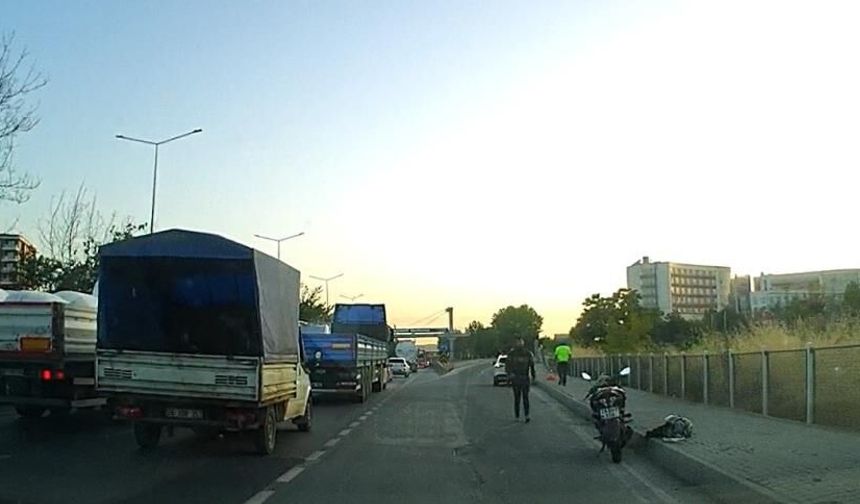 Eskişehir'de motosikletten düşen kadın sürücü yaralandı