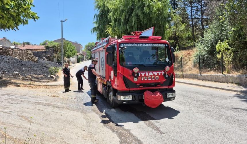 Eskişehir'de otluk alanda korkutan yangın