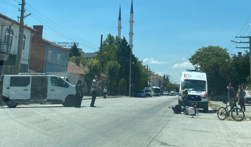 Eskişehir’de panelvan araç ile motosiklet çarpıştı: 1 yaralı