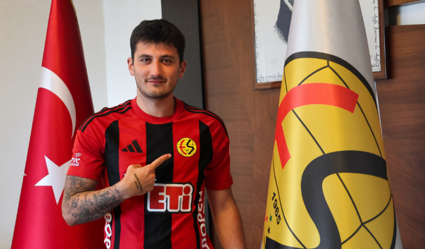 Eskişehirspor’da Ozan İsmail Koç ile yola devam