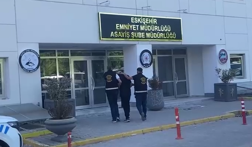 Eskişehir'de yaşlı adamın 2 milyon liralık altınını çalan şüpheli tutuklandı