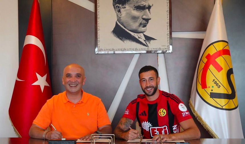 Eskişehirspor Ahmet Dereli’yi transfer etti