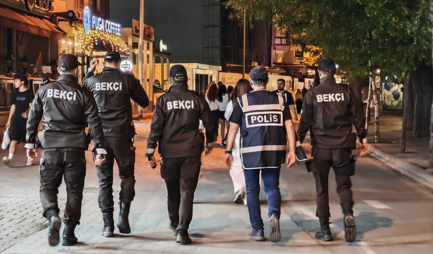 Eskişehir’de 10 bin kişi sorgulandı: 21 firari yakalandı, uyuşturucu ve silah ele geçirildi